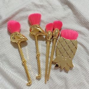 BRAND NEW Tarte makeup brush 5pc set